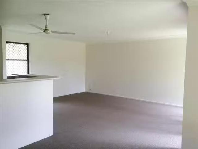 Unique 13 Goldvilla Drive, Elanora, QLD 4221