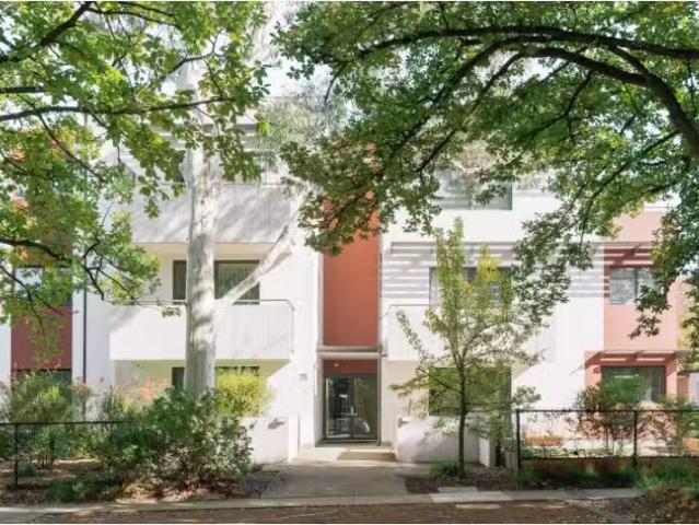 For Rent! 10/25 Forbes Street, TURNER Apartment for rent List.