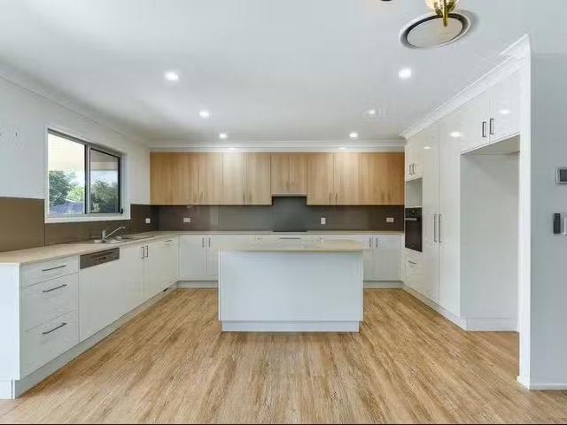 Unique 102 Monash Road, Tarragindi, QLD 4121