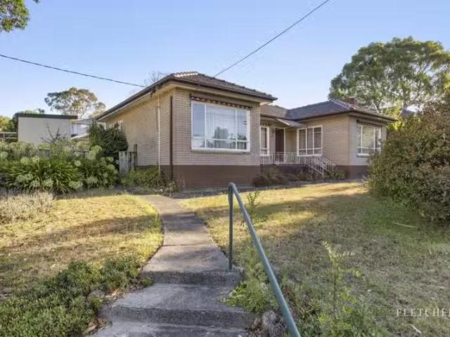 Just in! 104 Esdale Street, Nunawading VIC 3131 House Auction