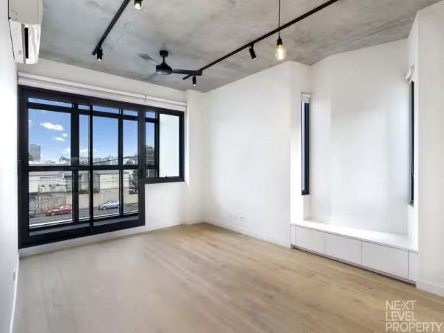 For Rent! 106/1 3 Railway Place, Richmond VIC 3121