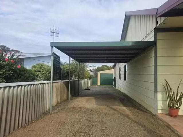 Deal! 106 Beaufort Street, Katanning, WA 6317