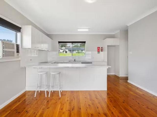 Just in! 107 Grand Parade, BONNELLS BAY House for rent Listed.