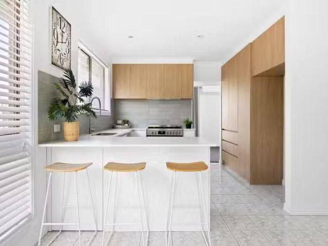 Nice 107 Heyers Road, Grovedale, VIC 3216 House for Rent