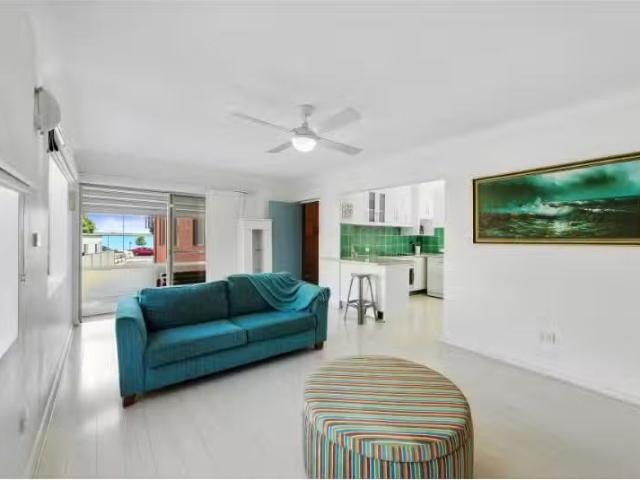 New 10/7 Sunset Parade, Port Macquarie Apartment for rent Lis.