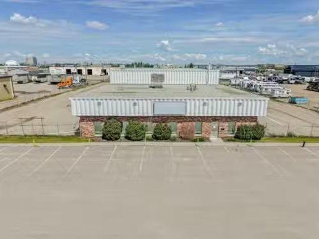 Deal! 10946 89 Avenue, Grande Prairie, AB, T8V 4W4 commercia.