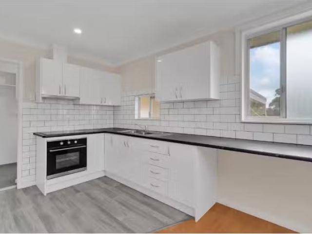 Deal! 10 Woodward Avenue, WYONG House for rent Listed by Dani.