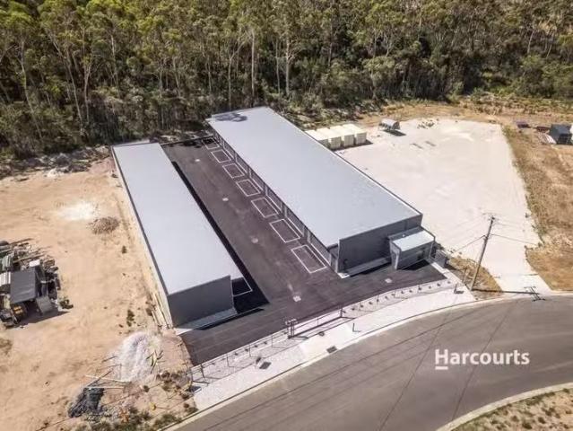 Just in! 10 Zara Court, STONY RISE, TAS 7310 Industrial/Ware.