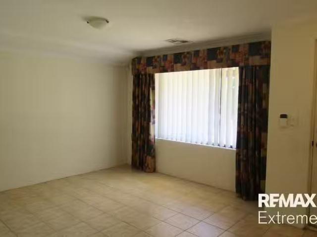 Cozy 10 Ashcott Gate, Butler, WA 6036