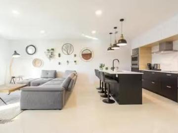 Apartment to rent in Kirkland - Equipped kitchen