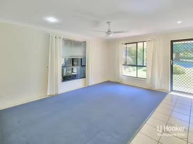 Rental! 10 Chester Road, Eight Mile Plains, QLD 4113