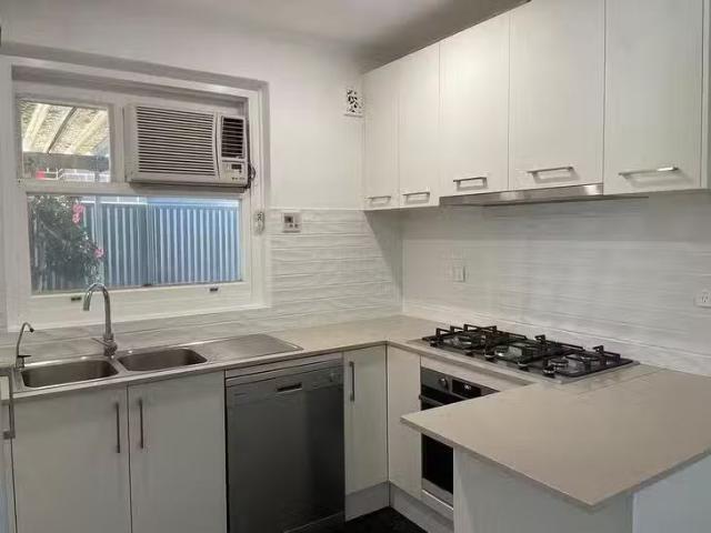Charming 10 Diosma Crescent, Lockleys, SA 5032