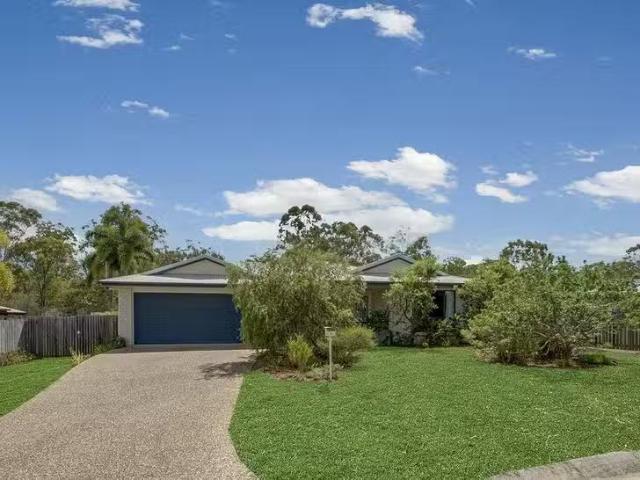 Deal! 10 Dunn Street, Tannum Sands, QLD 4680