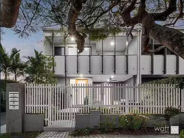 Rental! 10 Florence Street, Nundah, QLD 4012