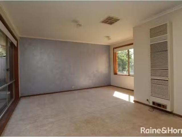 Rental! 10 Harrier Street, ESTELLA House for rent Listed by R.
