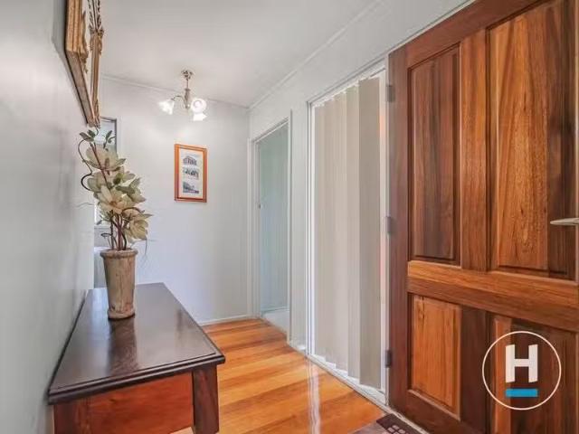 New 10 Melton Court, DALLAS, VIC 3047 House for Rent