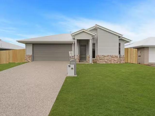 For Rent! 10 Sapphire Avenue, Kawungan, QLD 4655