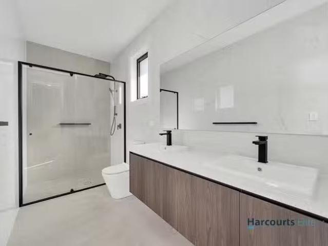 Cozy 10A Lorenz Street, Campbelltown, SA 5074