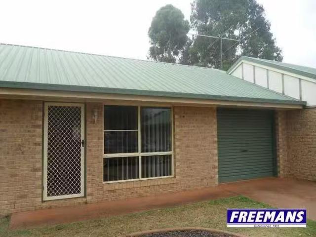 Just in! 1/10 Kurtellen Crescent, Kingaroy, QLD 4610