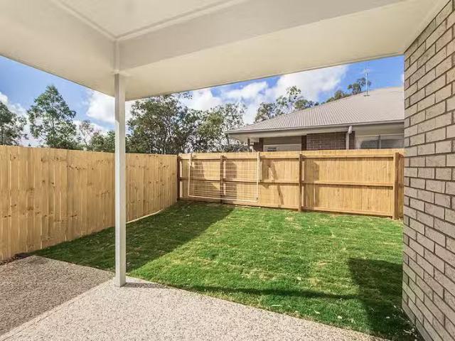 Nice 1/11 Dusk Place, Crestmead, QLD 4132