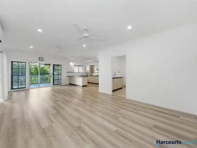 Nice 112 Barton Road, HAWTHORNE House for rent Listed by Rebe.