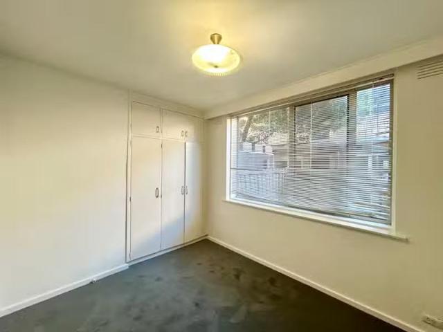 For Rent! 1/139 Hotham Street, St Kilda East VIC 3183