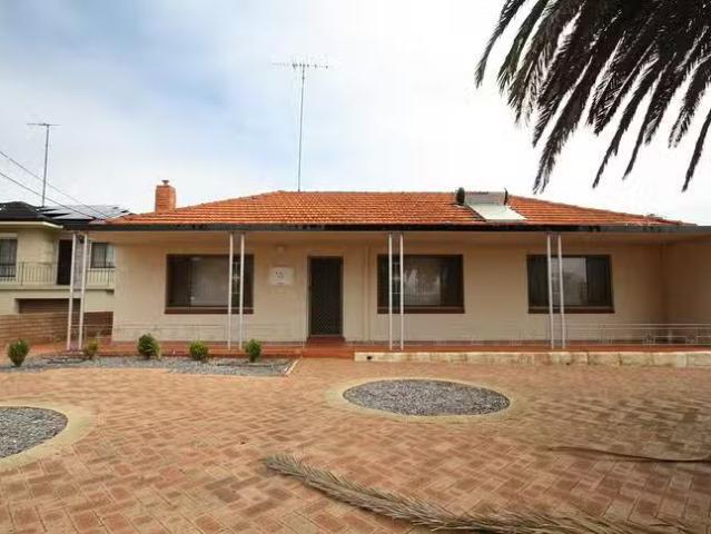 Unique 113 Rockingham Road, Hamilton Hill, WA 6163