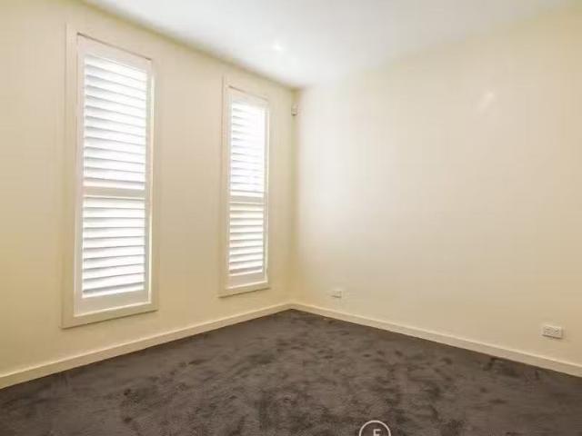 Charming 1/14 Beaver Street, Box Hill South VIC 3128