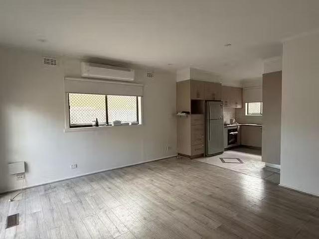 Deal! 1/19 David Street, Noble Park, VIC 3174