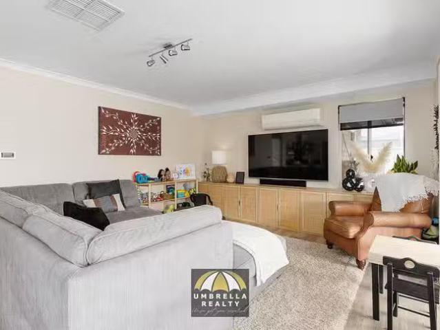 Just in! 11 Barwon Way, Australind, WA 6233