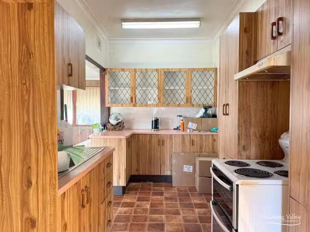 For Rent! 11 Keech Street, Wingham, NSW 2429