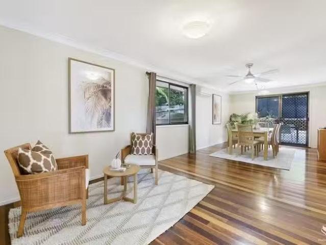 For Rent! 11 Regency Place, Mudgeeraba, QLD 4213