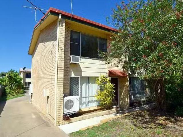 Nice 1/222 Auckland Street, South Gladstone, QLD 4680
