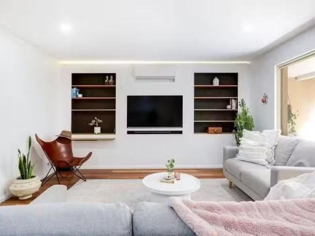 Rental! 12/232 Guineas Creek Road, Elanora, QLD 4221