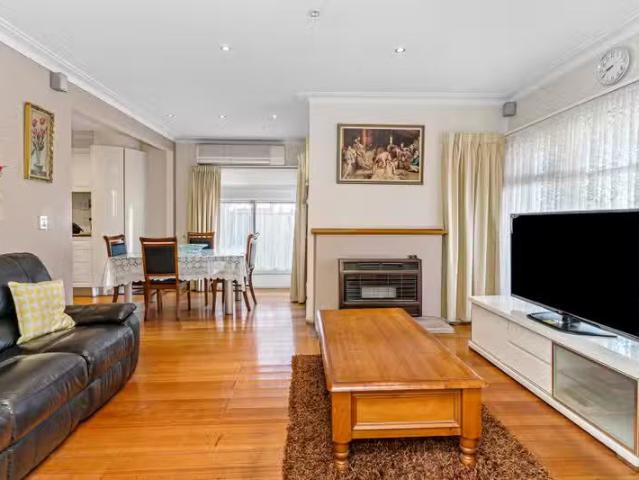 Rental! 124 Second Avenue, Altona North VIC 3025