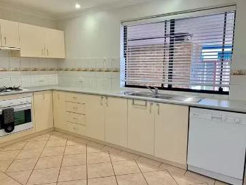 Nice 1/26 James Street, Cannington, WA 6107