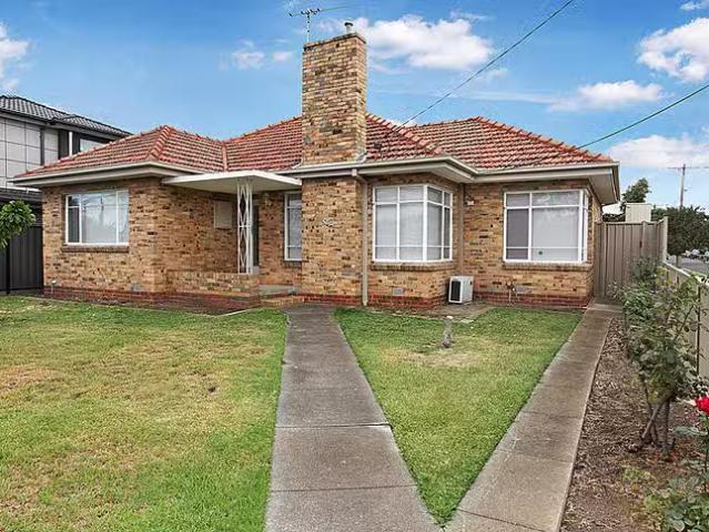 Nice 126 Woods Street, Newport, VIC 3015