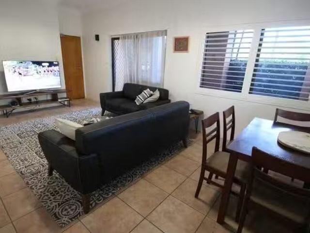 For Rent! 1/271 273 Esplanade, Cairns North, QLD 4870