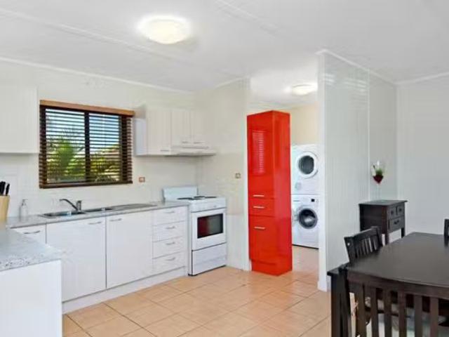 Nice 1/28 Croydon Avenue, Currimundi, QLD 4551