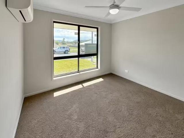 Just in! 1/28 Wattle Street, Kootingal Apartment for rent Lis.