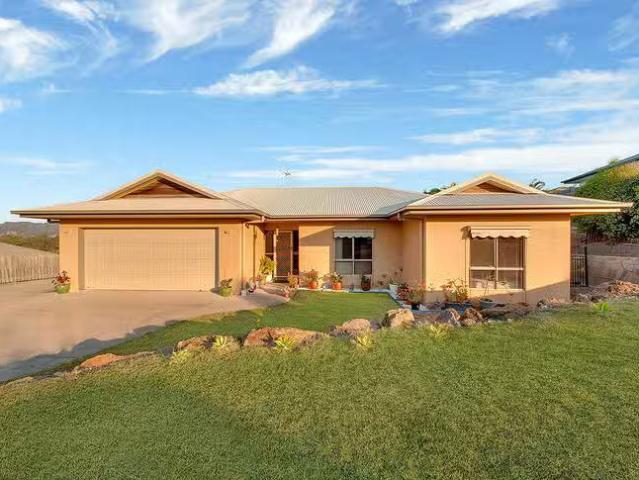 Just in! 129 Emmadale Drive, New Auckland, QLD 4680
