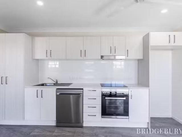 For Rent! 1/29 Tejo Street, Holmview, QLD 4207