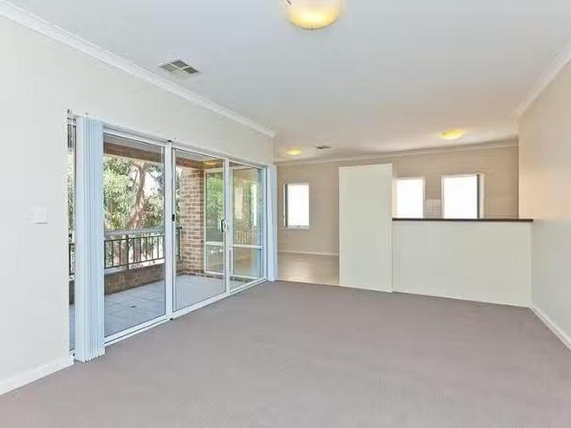 New 12 3 Hampton Court, Joondalup, WA 6027