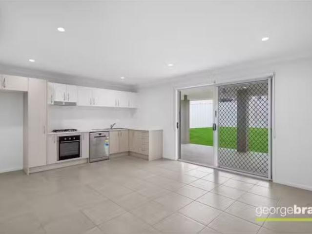 New 12 Bradman Drive, Woongarrah House for rent Listed by Dan.