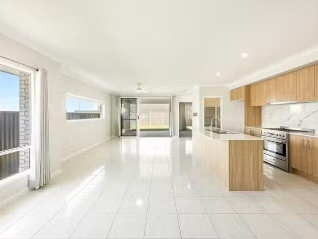 Charming 12 Pastures Street, Cumbalum, NSW 2478