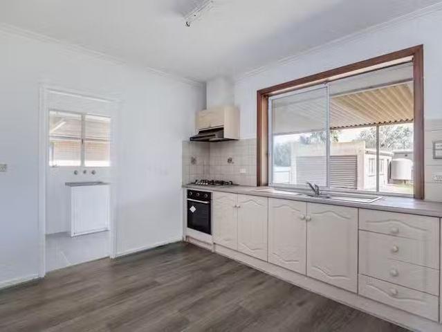 Rental! 12 Spencer Street, Parafield Gardens, SA 5107