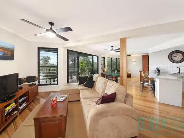 Nice 12A Grandview Drive, Coolum Beach, QLD 4573