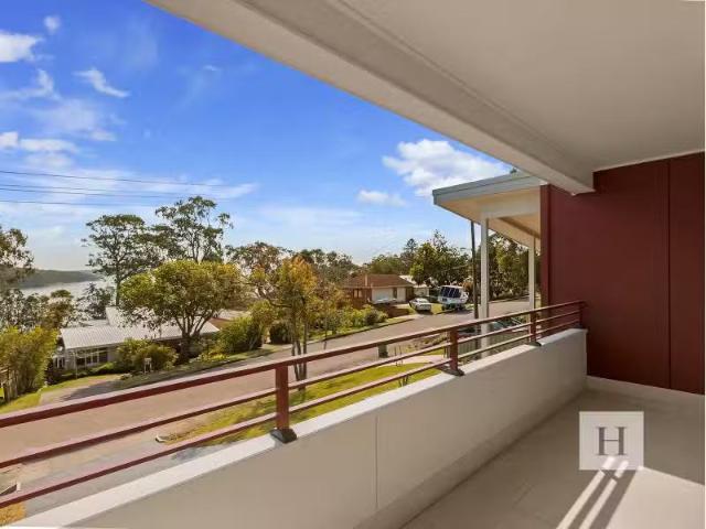 Cheap 12a Eucla Rd, Gwandalan Apartment for rent Listed by Re.