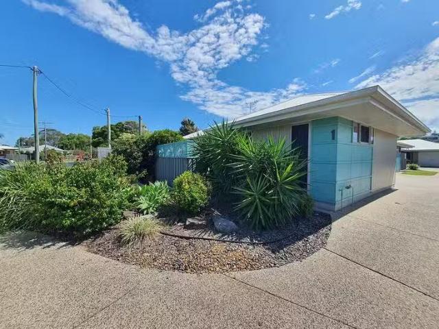 Cozy 1/30 Holland Street, Bargara, QLD 4670