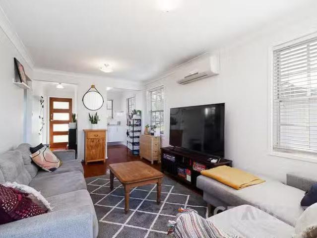 Deal! 1/31 Irrawang Street, Wallsend, NSW 2287